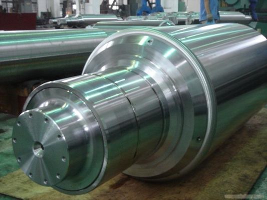 الصين لفة الباردة مزورة Adamite Steel Roll يلقي الصلب لفة لفة الحديد الزهر المزود